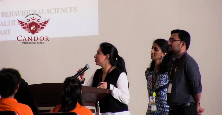 'Empowering Self: Social Media and Responsible Decision Making'